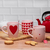 TAZA BOMBÉ ROSA CORAZONES ROJOS