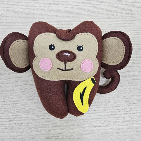 Dente Macaco em feltro