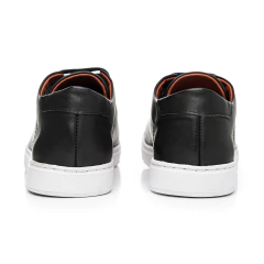 IRON CUERO NEGRO en internet