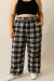 Calça Xadrez Preta Lorien - comprar online