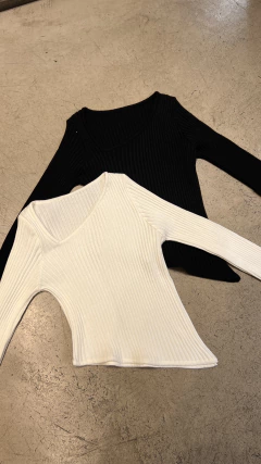 Sweater asimetrico - comprar online