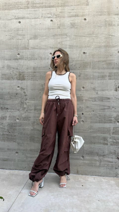 Imagen de Pantalón cargo parachute Lovina