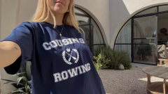 Remera Cousins en internet