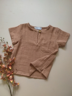 Camisa Mocha Mousse - Gaze Simples - comprar online