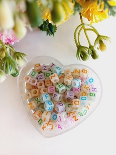 Entremeio letras quadrada 6mm - 20g