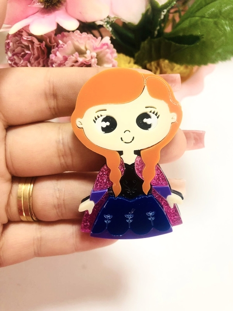 Ana (frozen) curvada em acrílico aprox 7 cm