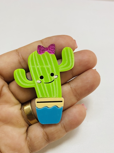 Cacto em acrílico para laço aprox 4 cm