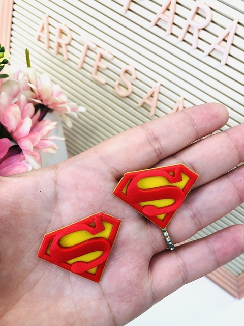 Escudo super homem emborrachado 2 unid