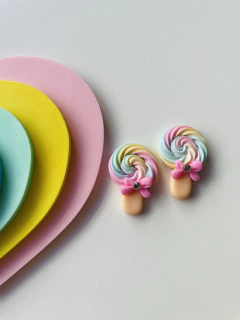 Pirulito espiral em biscuit aprox 4 cm - 2 unid