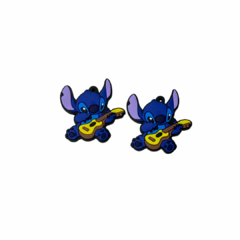 Stitch com guitarra pingente