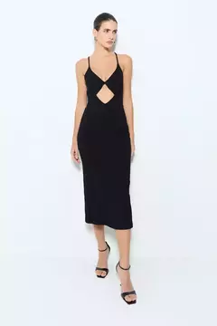 Vestido Midi com Abertura Frontal Zen na internet