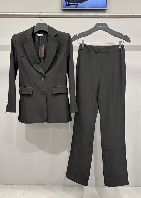 Conjunto Alfaiataria Duas Peças Chiara Preto