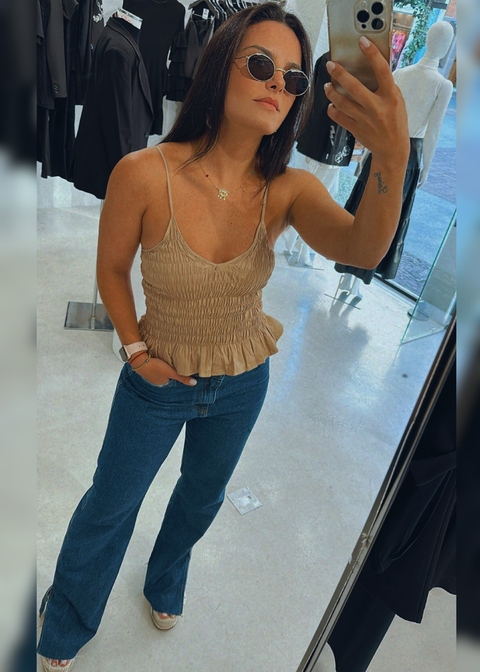 Blusa Regata Lastex Babados Azaléia