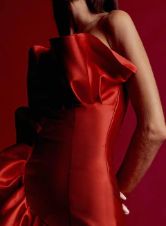 Vestido Curto Slim Decote Reto Barra Babado Tency Oasis - loja online