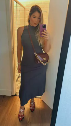 Vestido Midi Canelado Gola Alta Leila - comprar online