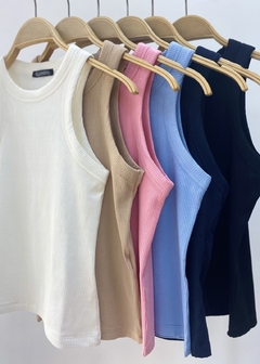 Blusa Regata Malha Canelada Básica Ela - loja online
