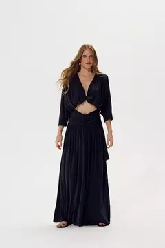 Conjunto Blusa Patty e Saia Mirela Louisa na internet