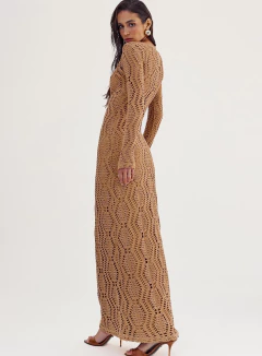 Vestido Longo Maysa Oasis na internet