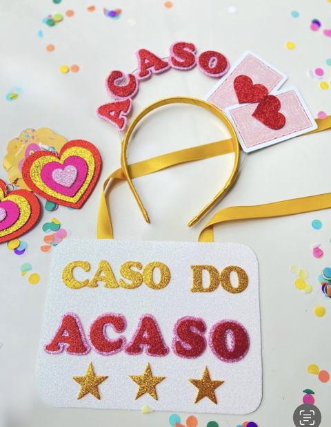 Kit Casal ACASO (tiara + plaquinha)