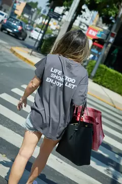 Remera Boyfried Vibes - comprar online