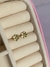 Brinco flor ouro 18k