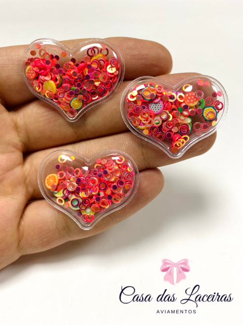 Aplique coração p transparente com argolinhas e frutas 2 unidades