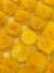 Pompom pelinho 3cm (Amarelo ouro) - 2 unidades