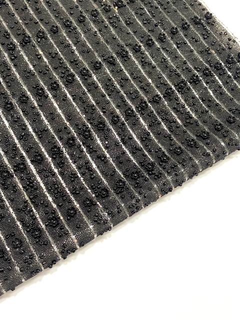 Manta de strass com florzinhas foscas preta - 1 unidade