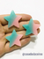 Apliques estrelas tye dye de acrílico 2 unidades na internet