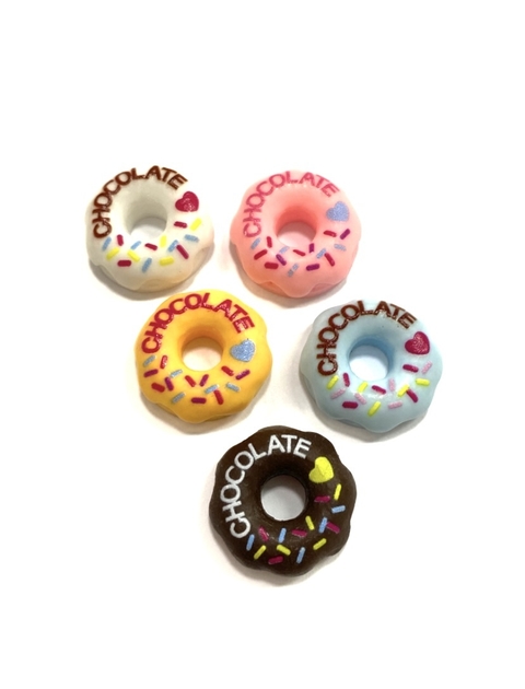 Aplique rosquinhas 19mm resina cores variadas - 4 unidades