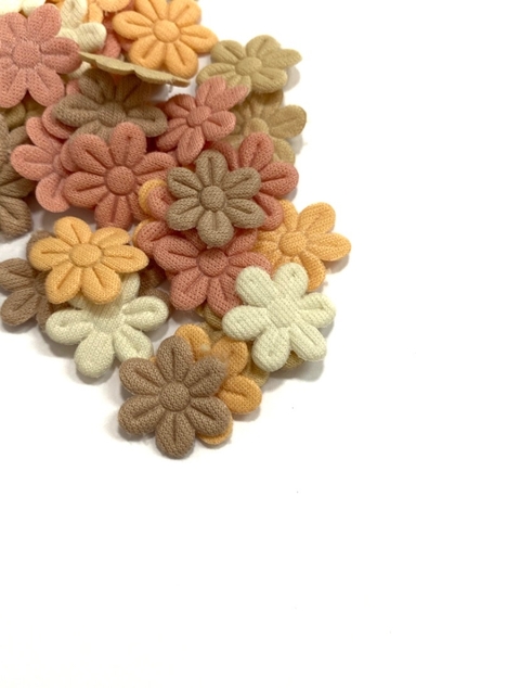 Kit flor prensada cores invernais - 50 uniadades