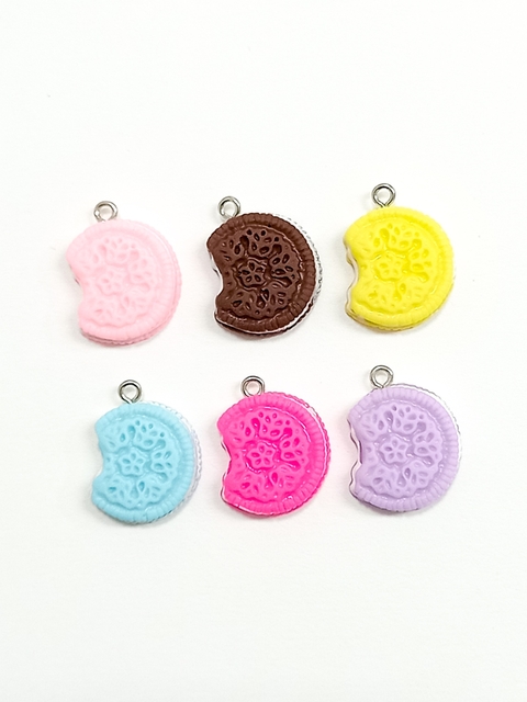 Pingente bolacha 27mm resina - 4 unidades