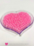 Miçanga quadrada rosa com letra 20g