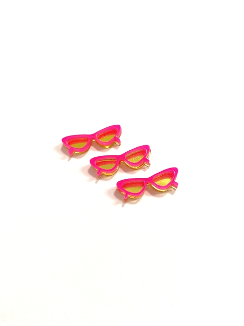 Aplique Barbie óculos rosa neon/dourado 20x5mm - 2 unidades