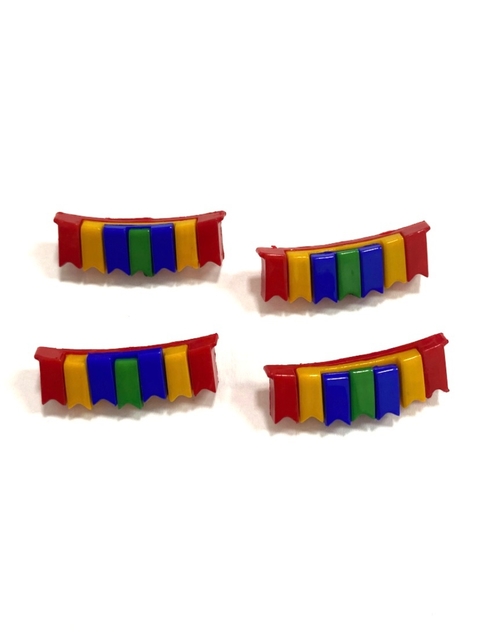 Aplique/botão bandeirinhas junina colorida plástoco - 4 unidades