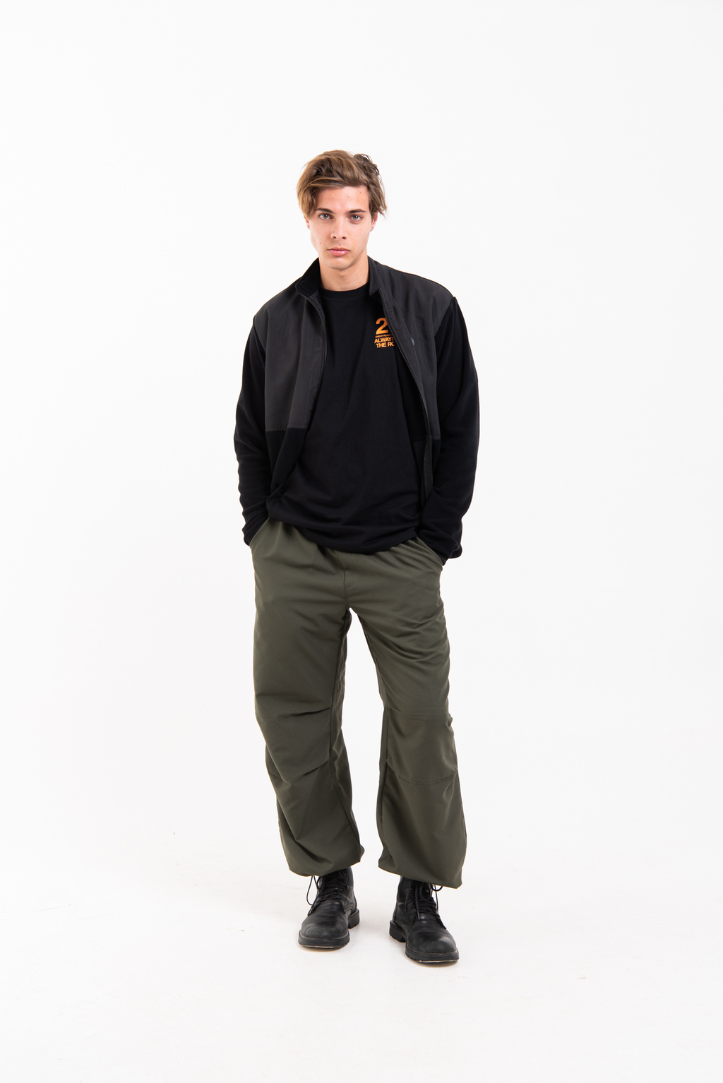 Pantalón Parachute thumbnail 3