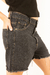 Short Mon Black en internet