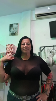 camiseta opaca en internet