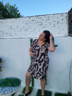 vestido corto manchado