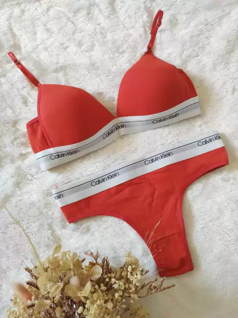 CONJUNTO CALVIN TALLE 95 Y 100