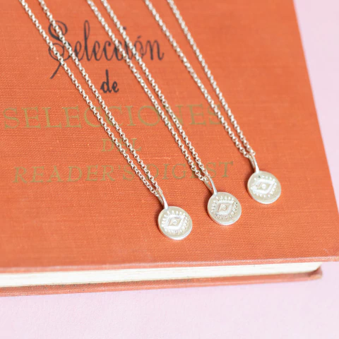 Collar Protección - comprar online