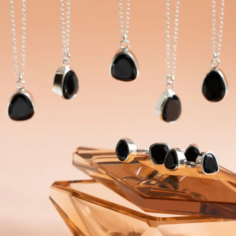 Collar con Onix negro