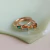 Anillo Biarritz de oro amarillo 18k y Espinela celeste - comprar online