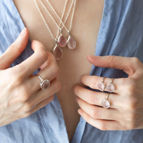 Collares con Cuarzo rosa talla gota - comprar online