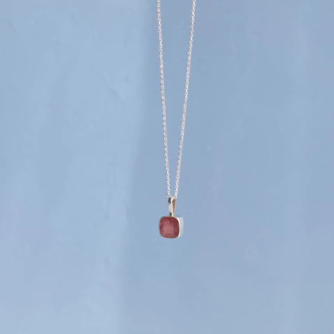 Collares con Cuarzo cereza en internet