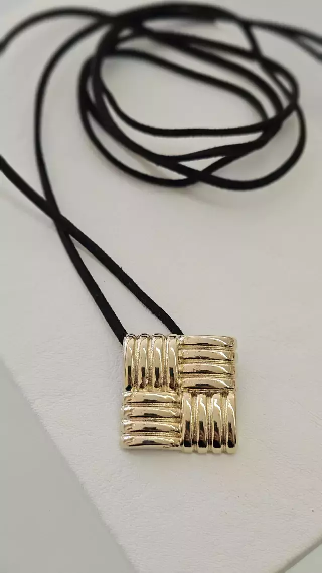 CHOKER CUADRADO