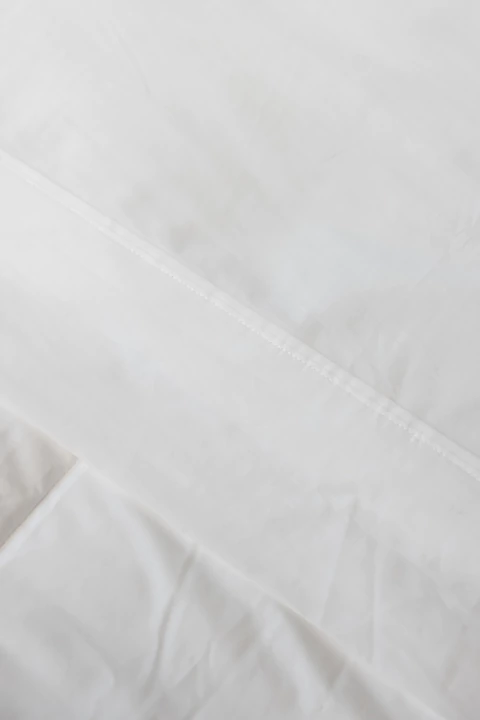 Juego de Sábanas 200 Hilos - 100% Algodón Egipcio con Aplique - Color Blanco - comprar online