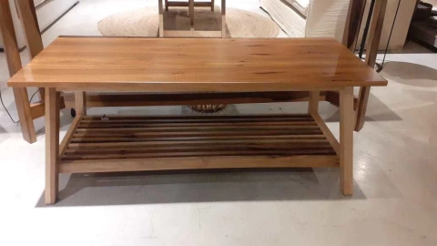 Mesa Astoria de Petiribi Med: 120x50x50h