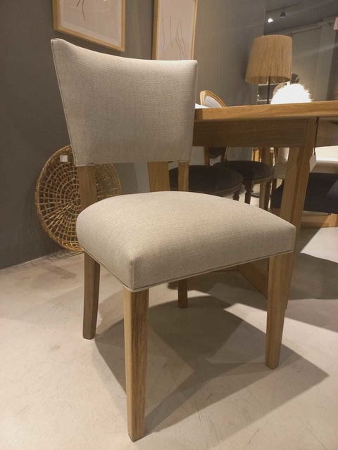 Sillas Tapizadas Madera de Petiribi Stone