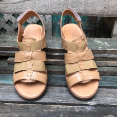 Sandalias taco chino croco visson con elástico y abrojo en talón j05v-1066 en internet